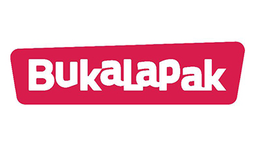 How can I obtain high-quality user numbers by adding strangers on WhatsApp?